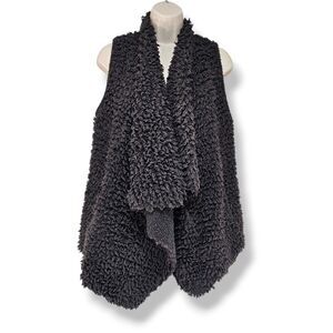 BAREFOOT DREAMS Cozychic Loop Fringe Cascading Vest Carbon Dark Gray Size XS